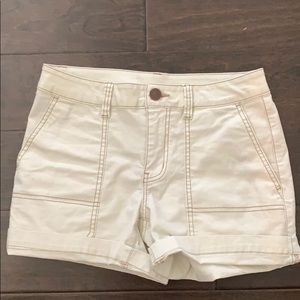 Cabi The Farrah Shorts